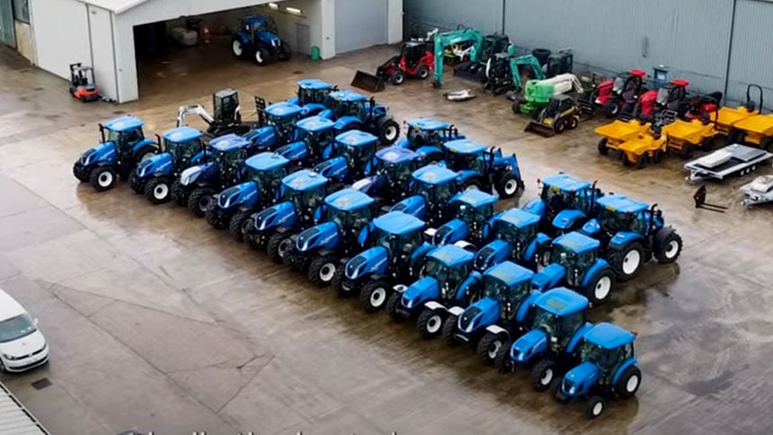New-Holland_T6-T7_50-tractors-equipped_2