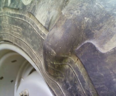 Abombamiento de neumático