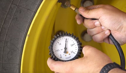 Cuál es la presión correcta para cualquier neumático de tractor
