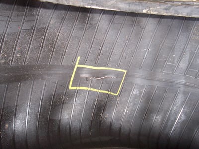 Rotura en la carcasa del neumático
